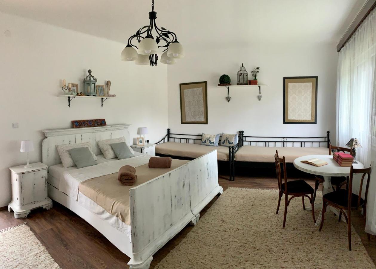 Ferienwohnung Gyere Be Vendeghaz Dregelypalank Exterior foto