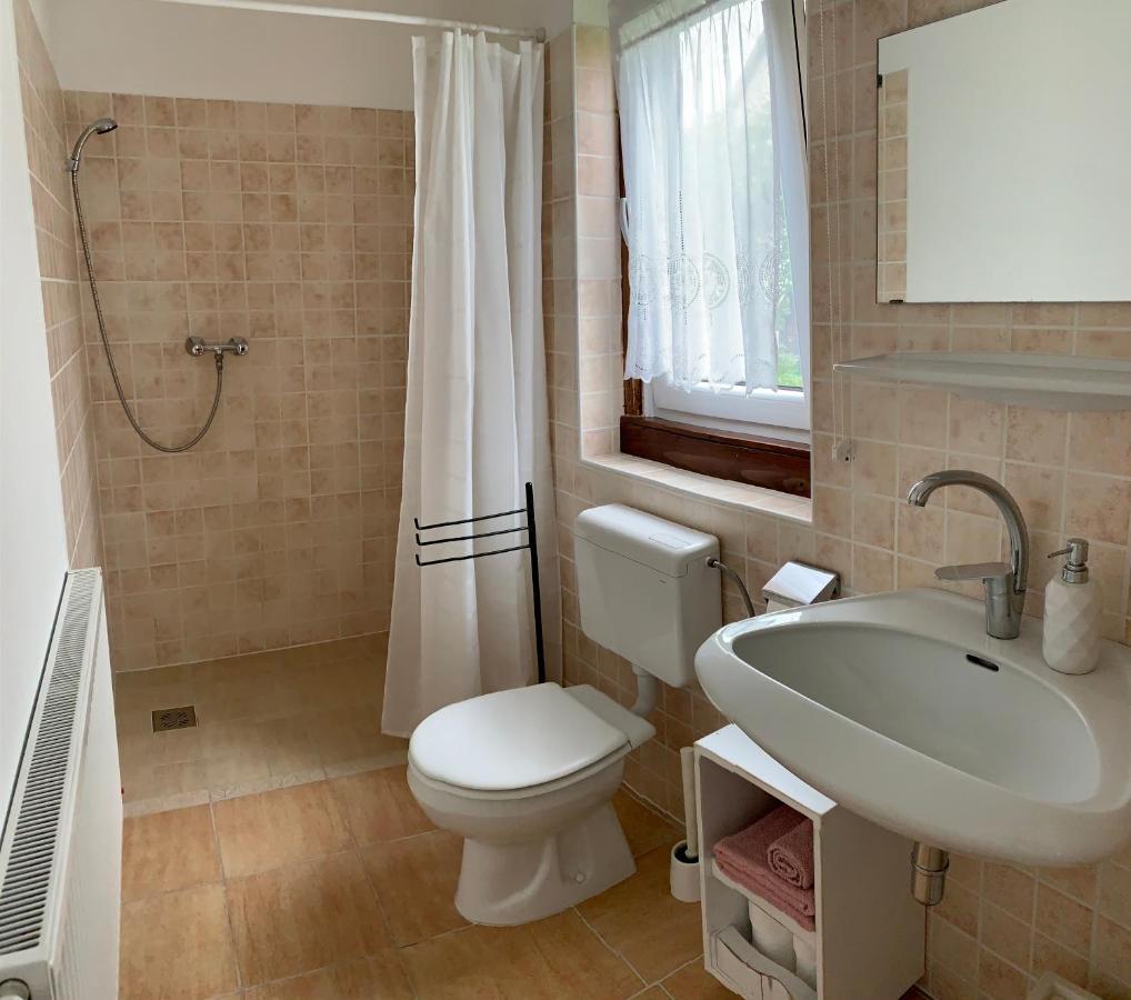 Ferienwohnung Gyere Be Vendeghaz Dregelypalank Exterior foto